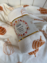 Load image into Gallery viewer, Cream and orange autumn pumpkin fleece throw blanket 130 x 150cm