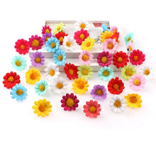 Load image into Gallery viewer, 100PC/lot  2.5cm Mini Daisy Decorative Flower Artificial Silk Flowers Party Wedding Decoration Home Decor(without stem) Cheaper