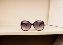 Load image into Gallery viewer, 2019 High Quality Women Sunglasses Luxury Fashion Summer Sun Glasses Women&#39;s Vintage Sunglass Goggles Eyeglasses R167