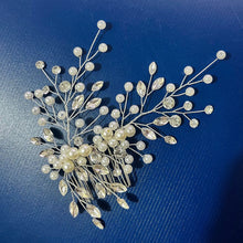 Load image into Gallery viewer, A83 Fashion Wedding Hair Accessories Alloy Leaves Bridal Hair Clips for Women Headpieces Handmade Rhinestone Bride Headdress
