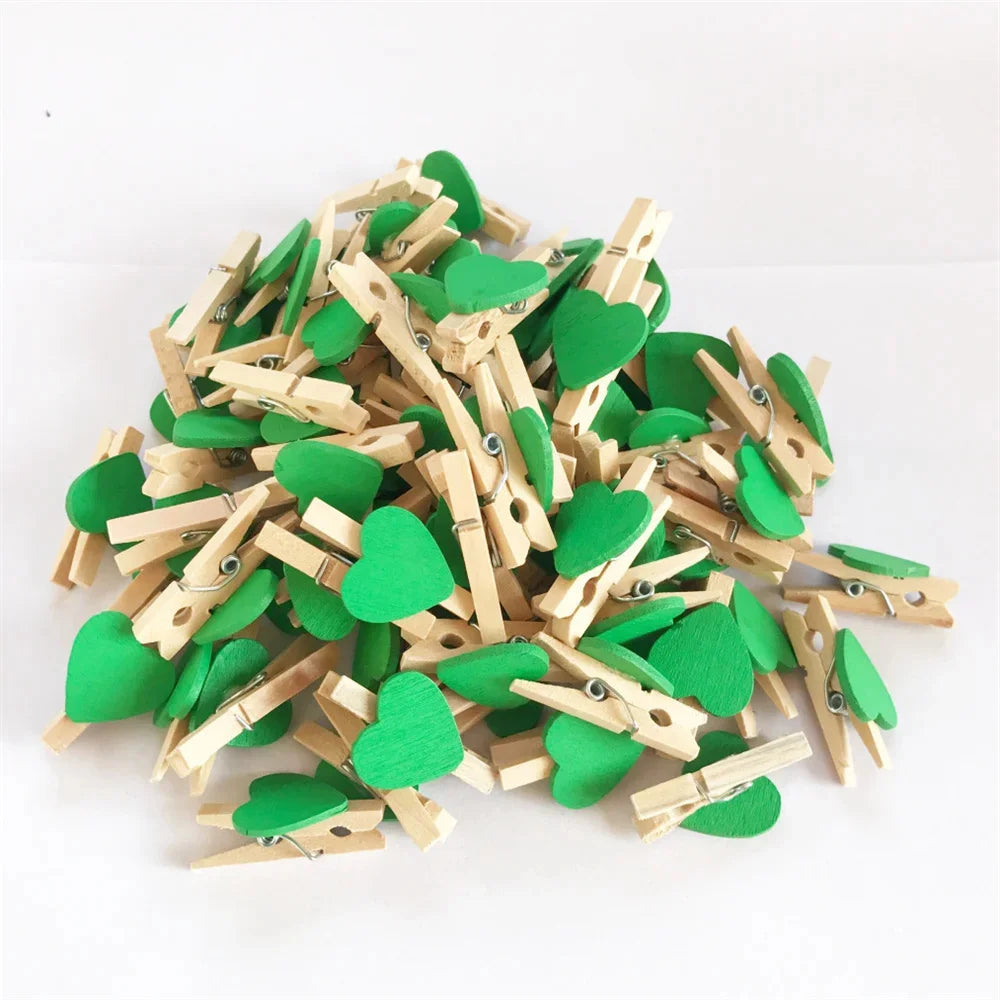 50pcs/lot Red Heart Love Wooden Clothes Photo Paper Peg Pin Mini Clothespin Postcard Clips Home Wedding Decoration Stationery