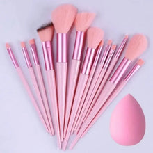 Load image into Gallery viewer, Makeup Brush Set Soft Fluffy Professiona Cosmetic Foundation Powder Eyeshadow Kabuki Blending Make Up Brush Beauty Tool Makeup