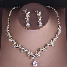 Load image into Gallery viewer, 4Pcs/Set Bridal Headwear Set Crown Necklace Earrings Four Piece Classic Tiaras Suitable for Women&#39;s Wedding and Birthday Parties