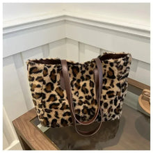 Load image into Gallery viewer, Vintage Fashion Leopard Print Versatile Winter New Women&#39;s Bags Lady Plush Texture Temperament Generous Handbag Shoulder
